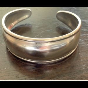 Silpada Sterling Silver Cuff. Retired B1407